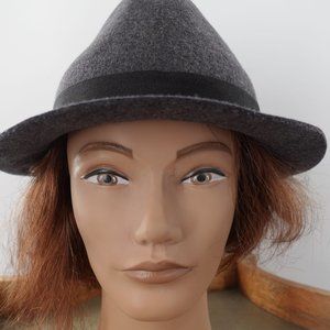Stylish Gray Wool Fedora with Black Ribbon Bow